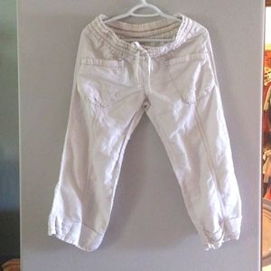Free People Women's Crop Pants Cream Color and Size 6